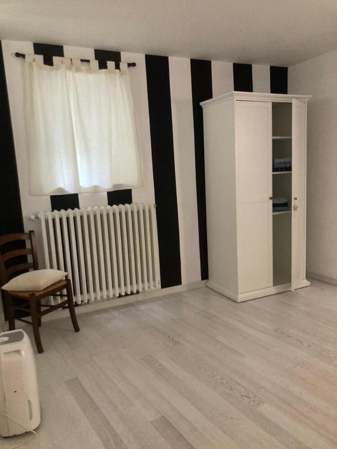 La Casa Di Noah Villa Venosa Buitenkant foto