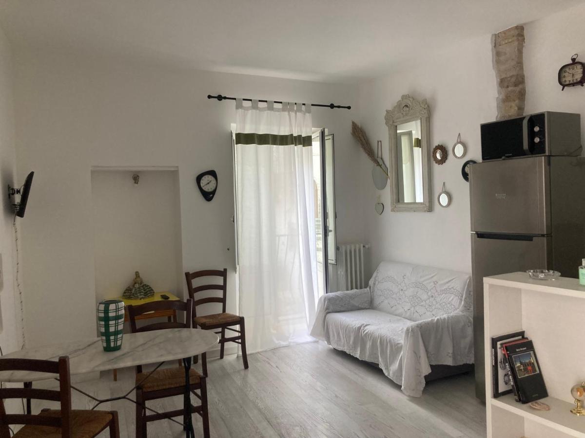 La Casa Di Noah Villa Venosa Buitenkant foto